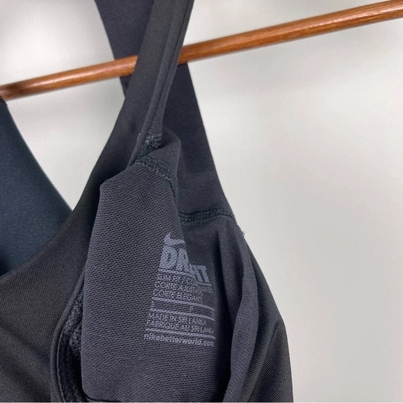 Nike Dri-Fit Racerback Tank Built-In Sports Bra Size S - Picture 7 of 8